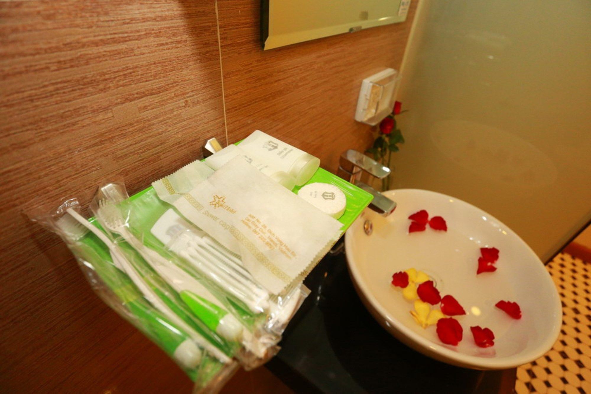 Oyo 210 Saki Hotel Ханой Екстериор снимка