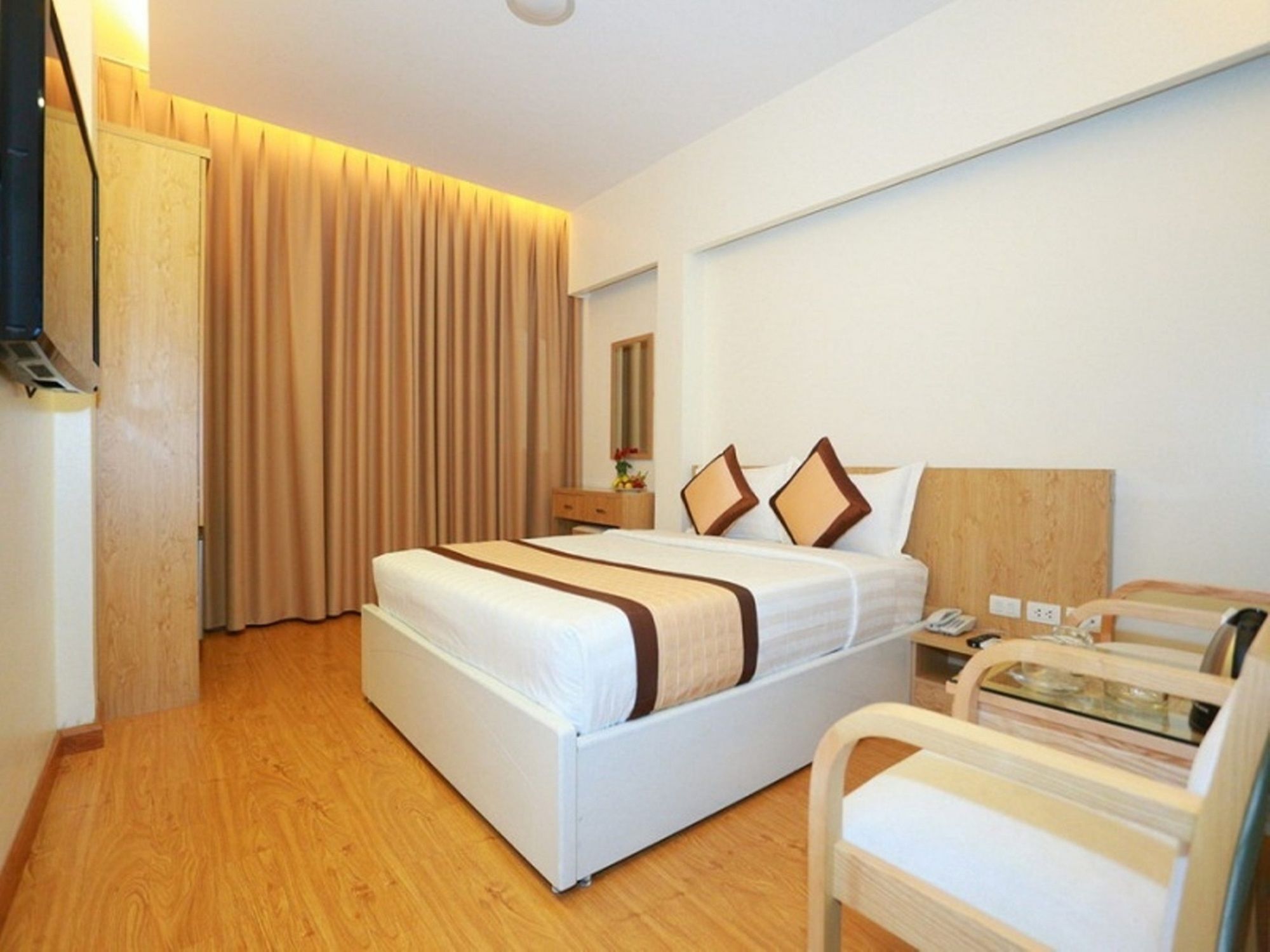 Oyo 210 Saki Hotel Ханой Екстериор снимка