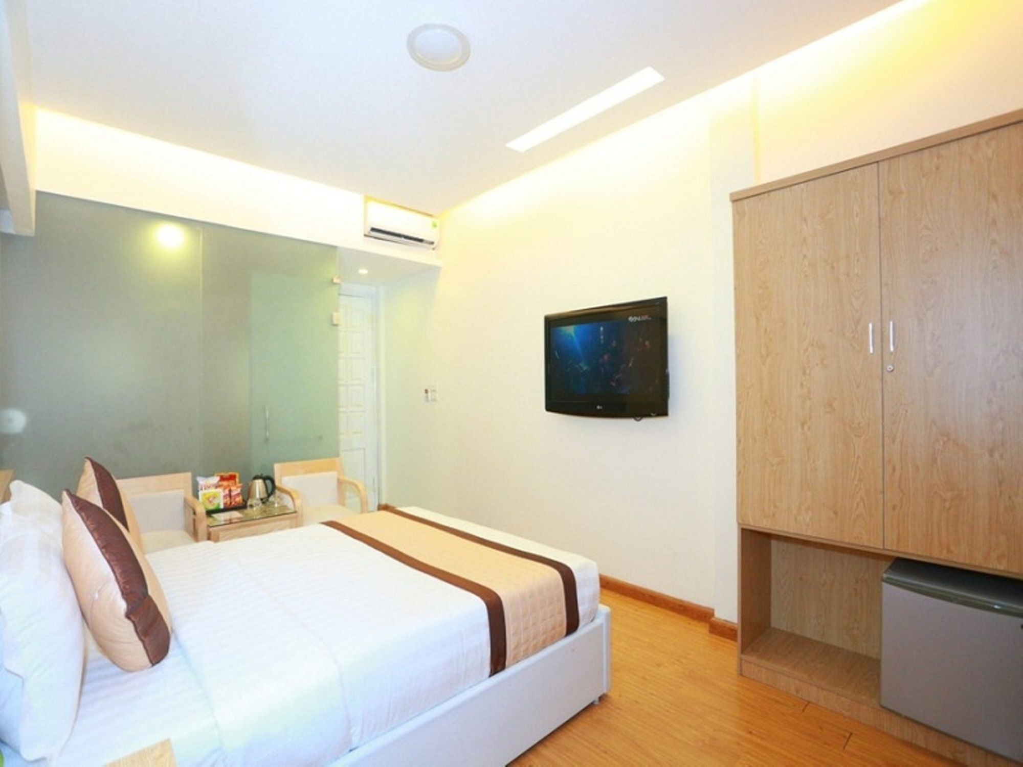 Oyo 210 Saki Hotel Ханой Екстериор снимка