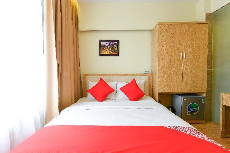 Oyo 210 Saki Hotel Ханой Екстериор снимка