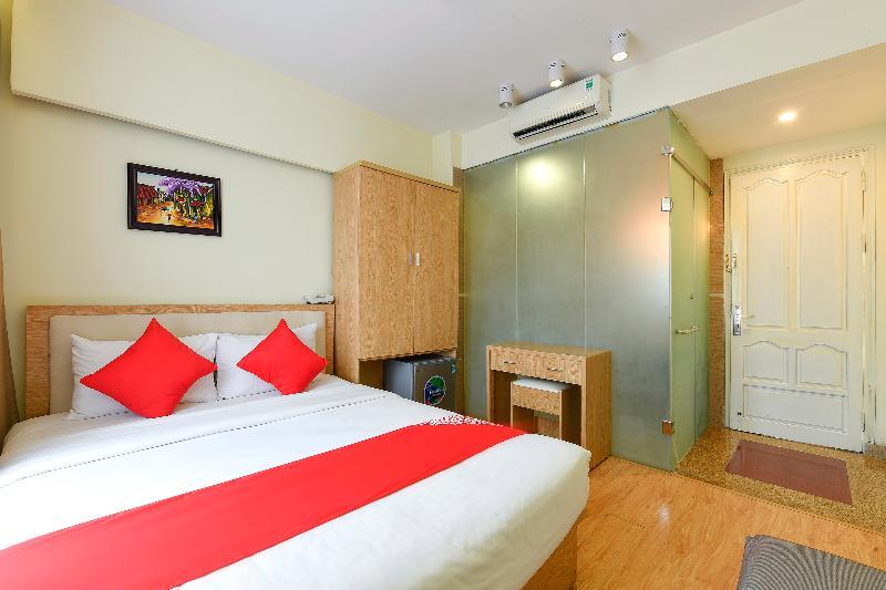Oyo 210 Saki Hotel Ханой Екстериор снимка